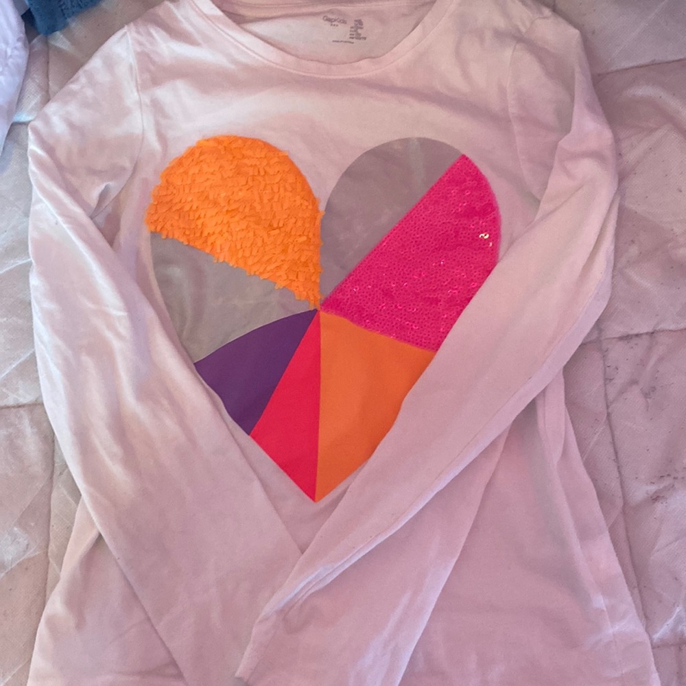 Gap Kids White Shirt With Heart Size XL
